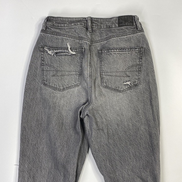 American Eagle Distressed Mom Jean High Rise Black Size 4 Short - Picture 4 of 14